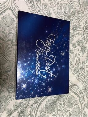 Paris Hilton Fairy Dust Eyeshadow Palette - Navy Blue